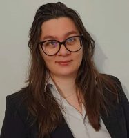 Dr Nastasia Mauger